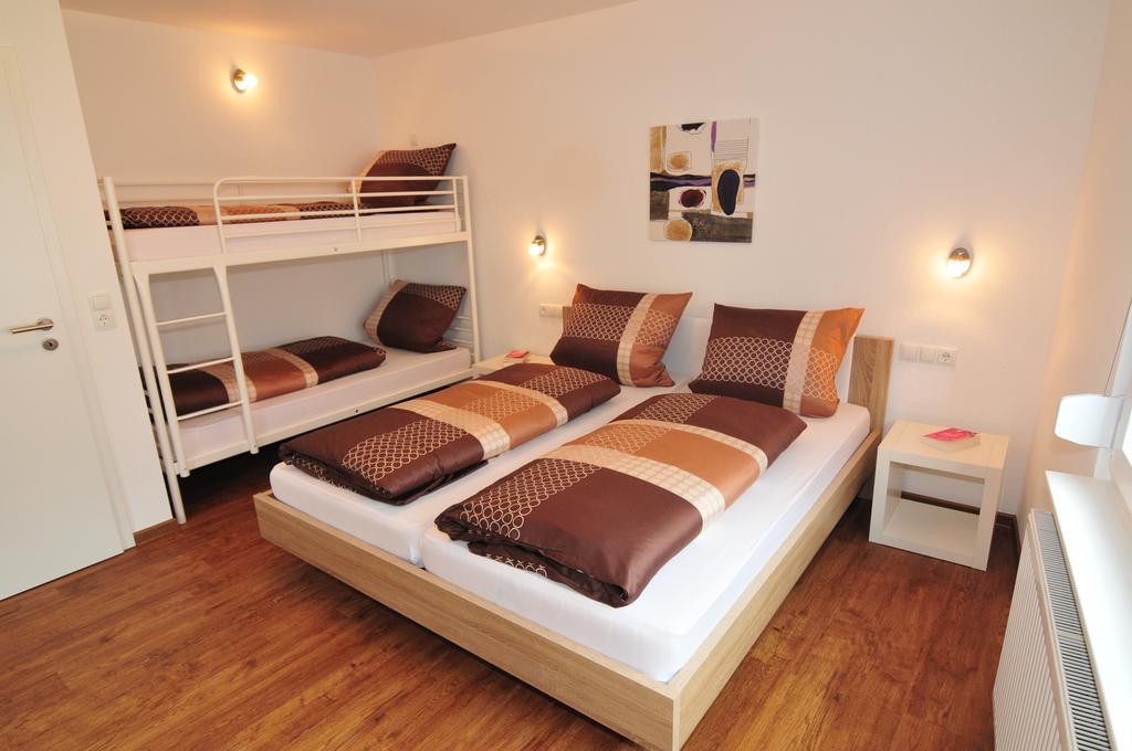 Fewo Samanta Schmider- Auch Kurzfristig Ep Karten Garantiert! Apartamento Rust Habitación foto
