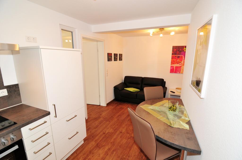 Fewo Samanta Schmider- Auch Kurzfristig Ep Karten Garantiert! Apartamento Rust Habitación foto