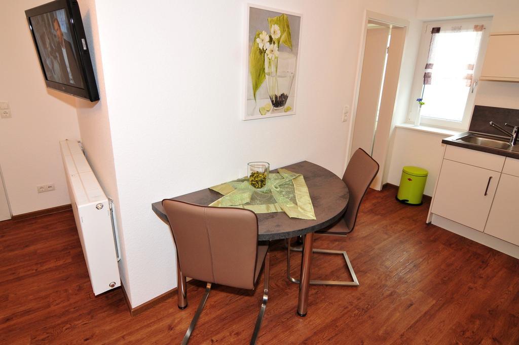 Fewo Samanta Schmider- Auch Kurzfristig Ep Karten Garantiert! Apartamento Rust Habitación foto