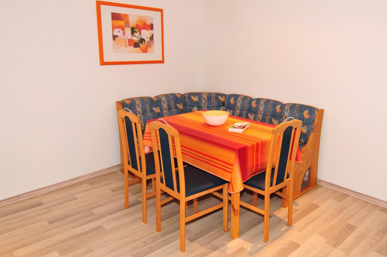 Fewo Samanta Schmider- Auch Kurzfristig Ep Karten Garantiert! Apartamento Rust Habitación foto